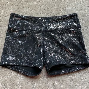 NWOT Ivivva booty(bike) shorts